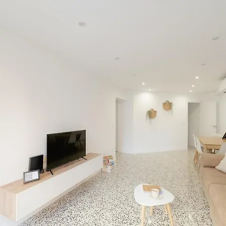 Viallo Apartman *